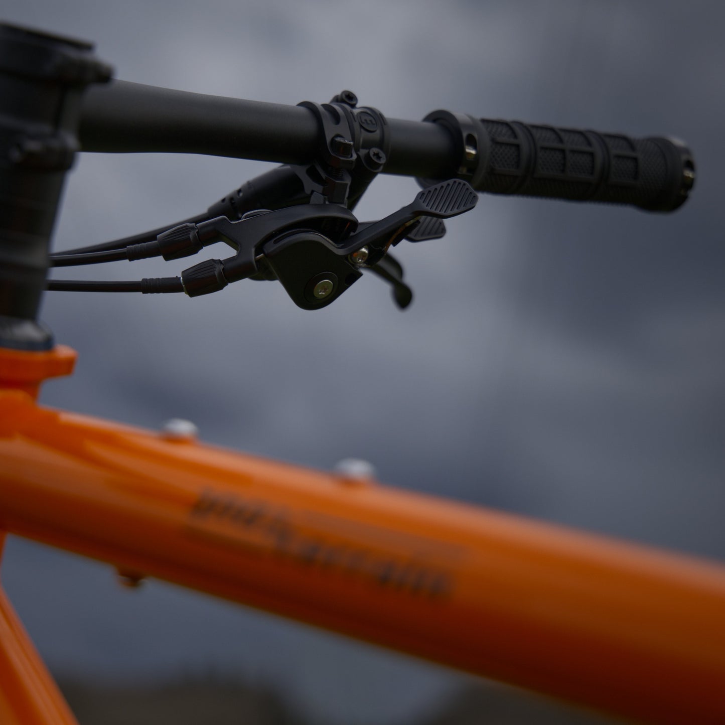 Tout Terrain Shift:R Trigger