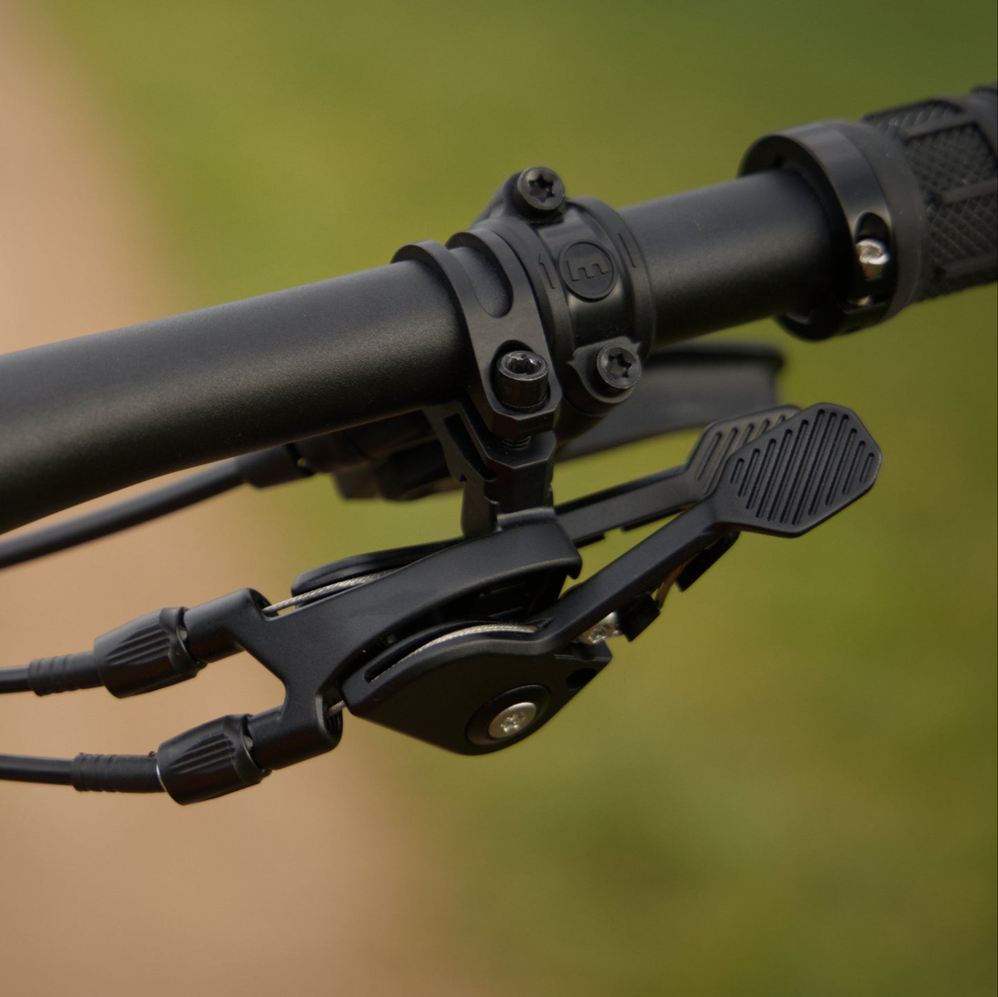 Tout Terrain Shift:R Trigger